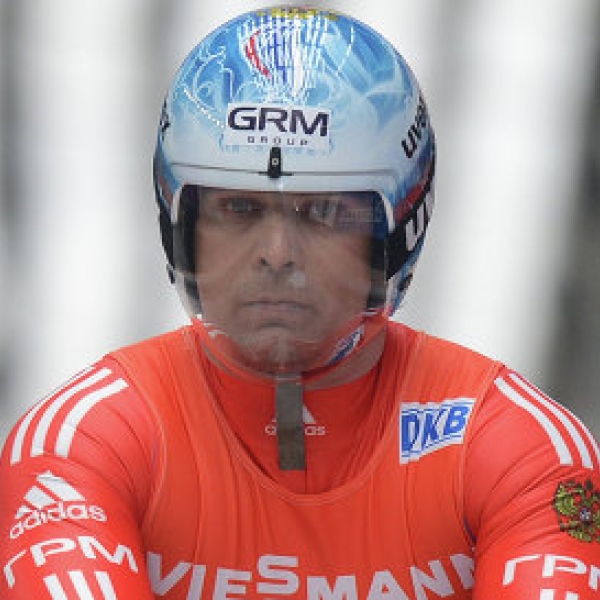 Альберт Демченко стал десятикратным чемпионом России по санному спорту